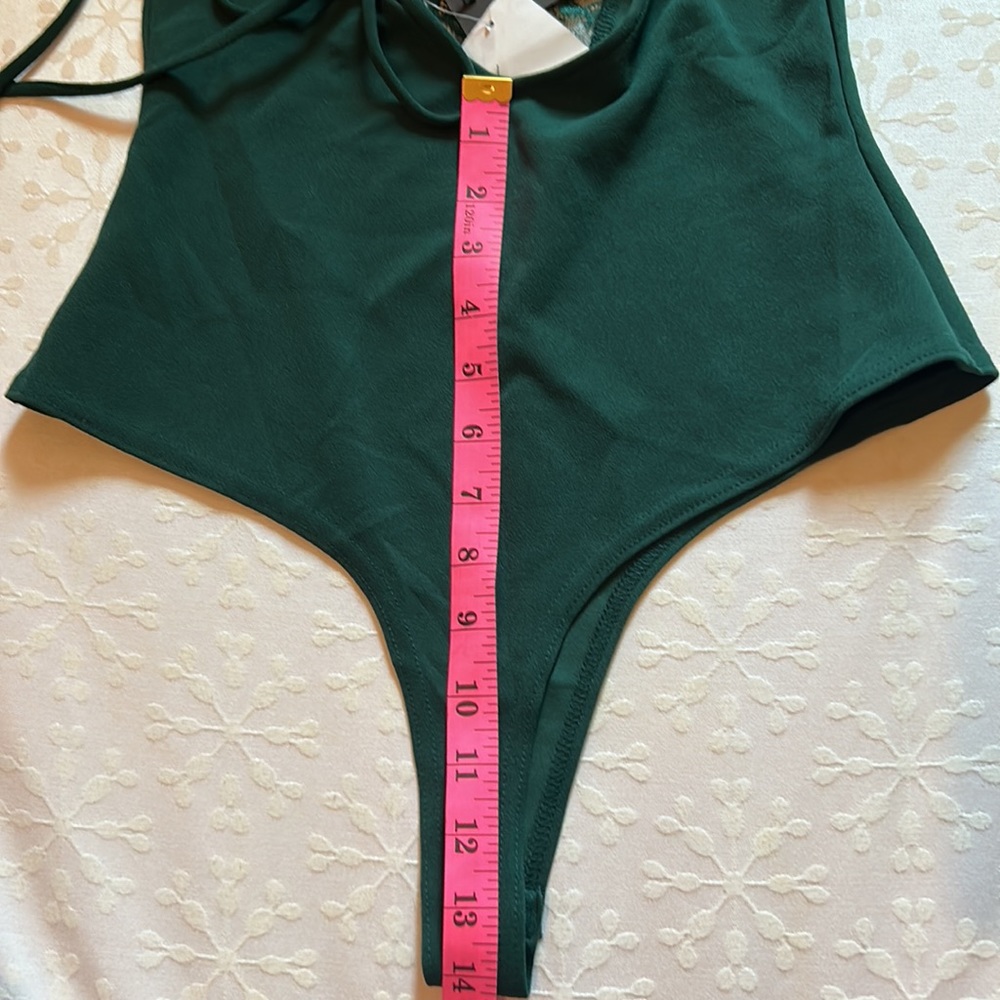 privy Emerald Green Lace Bodysuit - Picture 14 of 14